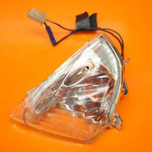 2005 2006 SUZUKI GSXR 1000 OEM LEFT REAR TURN SIGNAL LIGHT INDICATOR