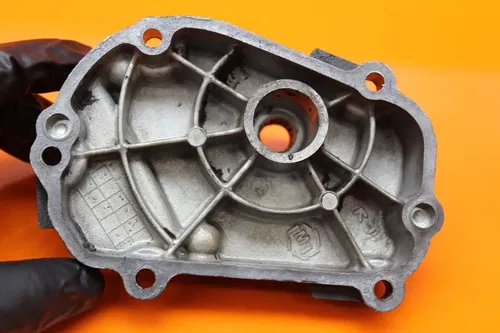 2002 2003 YAMAHA YZF R1 OEM SHIFTER SHIFT SHAFT COVER