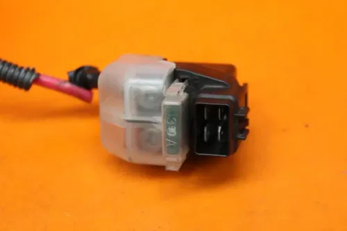 2001-2004 SUZUKI GSXR 1000 OEM ENGINE STARTER RELAY STARTING MOTOR SWITCH