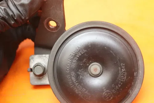2004-2008 YAMAHA YZF R1 OEM HORN SIGNAL