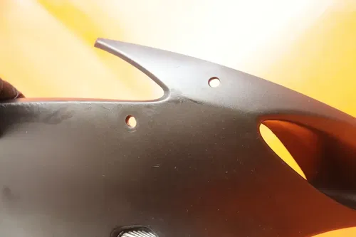 2005-2006 YAMAHA YZF R1 OEM RIGHT MID UPPER SIDE FAIRING COWL PLASTIC