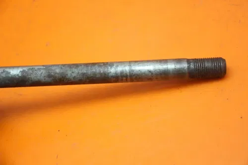 2001-2010 YAMAHA V-STAR 650 OEM STRAIGHT FRONT WHEEL RIM AXLE PIVOT BOLT