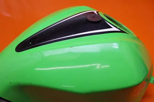 2013-2017 KAWASAKI NINJA EX300 GREEN OEM GAS TANK FUEL CELL PETROL RESERVOIR