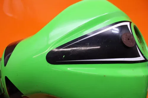 2013-2017 KAWASAKI NINJA EX300 GREEN OEM GAS TANK FUEL CELL PETROL RESERVOIR