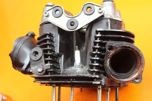 08-09 SUZUKI BOULEVARD OEM C109R VLR1800 FRONT ENGINE TOP END CYLINDER HEAD