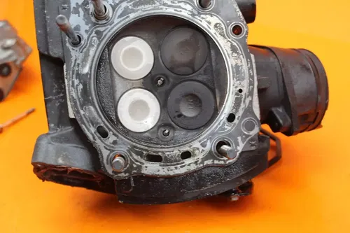 08-09 SUZUKI BOULEVARD OEM C109R VLR1800 FRONT ENGINE TOP END CYLINDER HEAD