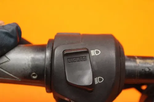 2004 HONDA CBR 1000RR OEM LEFT CLIP ON HANDLEBAR W SWITCHES 35200-MEL-670