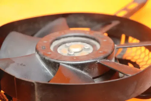 03-04 SUZUKI GSXR 1000 OEM ENGINE RADIATOR COOLING FAN