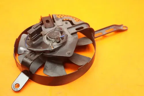 03-04 SUZUKI GSXR 1000 OEM ENGINE RADIATOR COOLING FAN