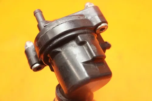 04-08 YAMAHA YZF R1 THERMOSTAT W HOUSING ASSEMBLY