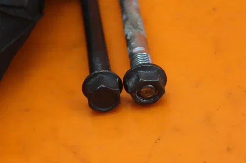 2011-2013 KAWASAKI NINJA ZX1000 OEM ENGINE MOUNTING BOLTS HARDWARE MOTOR SCREWS