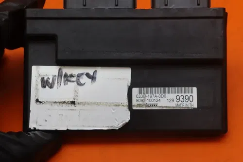 2013 TRIUMPH DAYTONA 675 OEM ECU COMPUTER CONTROLLER UNIT BLACK BOX ECM CDI