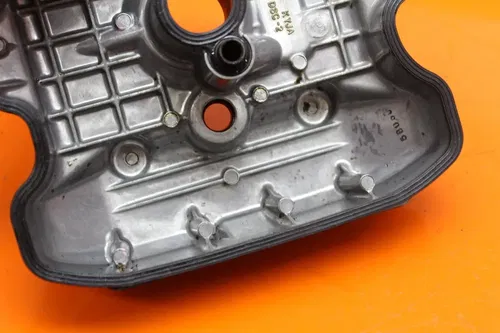 15-22 HONDA CBR300R OEM ENGINE TOP END CYLINDER HEAD COVER