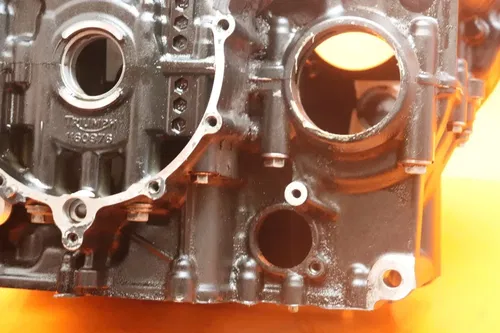 2013-2016 TRIUMPH DAYTONA 675 OEM ENGINE MOTOR CRANKCASE CRANK CASES BLOCK