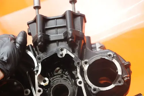 2013-2016 TRIUMPH DAYTONA 675 OEM ENGINE MOTOR CRANKCASE CRANK CASES BLOCK