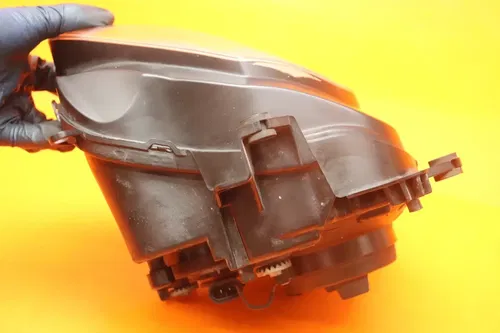 07-08 SUZUKI GSXR 1000 OEM FRONT HEADLIGHT HEAD LIGHT LAMP