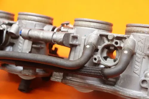 12-14 2013 SUZUKI GSXR 1000 OEM MAIN FUEL INJECTORS / THROTTLE BODIES NICE!
