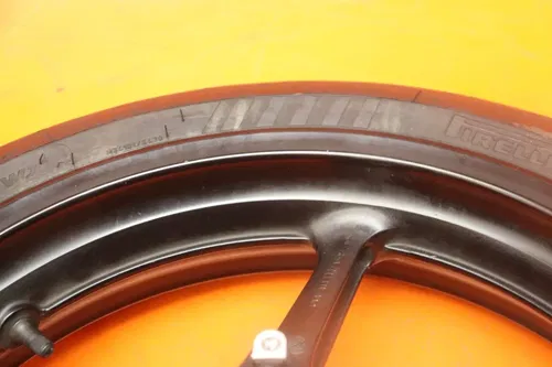 2004-2008 YAMAHA YZF R1 OEM STRAIGHT FRONT WHEEL RIM W TIRE