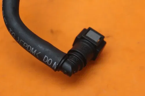 04-08 YAMAHA YZF R1 OEM FUEL HOSE GAS LINE TUBE PIPE