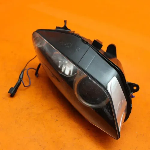 04 05 06 YAMAHA YZF R1 OEM FRONT RIGHT HEADLIGHT HEAD LIGHT LAMP