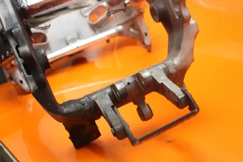 99-03 SUZUKI GSXR1300R BUSA STRAIGHT FRAME CHASSIS C 41100-24F12-291