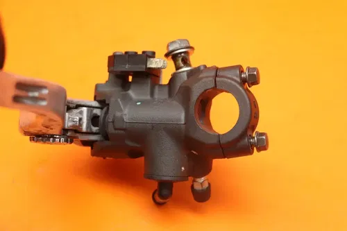 05-08 SUZUKI GSXR 1000 OEM FRONT BRAKE MASTER CYLINDER WITH LEVER