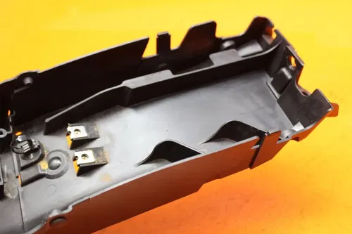 22-23 YAMAHA YZF R7 OEM REAR BACK TAIL UNDERTAIL BATTERY TRAY PLASTIC