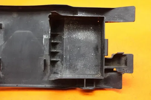 2004 2005 KAWASAKI NINJA ZX10R OEM REAR BACK TAIL UNDERTAIL BATTERY TRAY PLASTIC