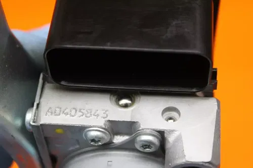 2013-2019 SUZUKI BUSA GSXR1300R OEM ABS PUMP UNIT MODULE 55610-15H01 & BRACKET