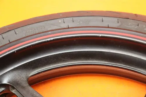 2004-2006 YAMAHA YZF R1 OEM STRAIGHT FRONT WHEEL RIM