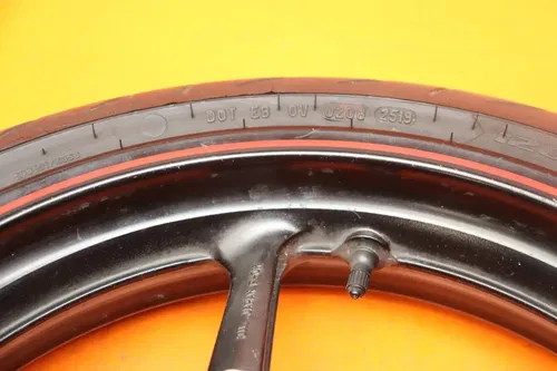 2004-2006 YAMAHA YZF R1 OEM STRAIGHT FRONT WHEEL RIM