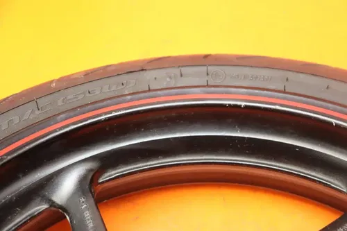 2004-2006 YAMAHA YZF R1 OEM STRAIGHT FRONT WHEEL RIM