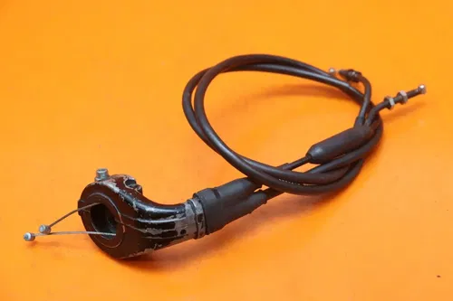 2013-2017 TRIUMPH DAYTONA 675 OEM THROTTLE CABLES LINES