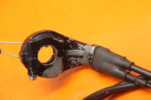 2013-2017 TRIUMPH DAYTONA 675 OEM THROTTLE CABLES LINES