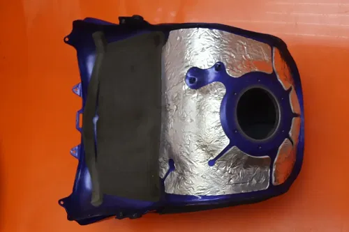 05-06 YAMAHA YZF R1 OEM GAS TANK FUEL CELL PETROL RESERVOIR