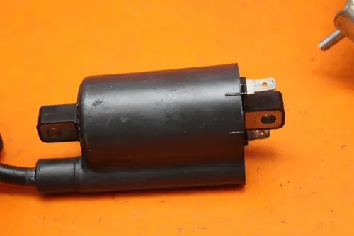08-09 SUZUKI BOULEVARD C109R VLR1800 OEM IGNITION COILS 33410-35F11 33420-26F10