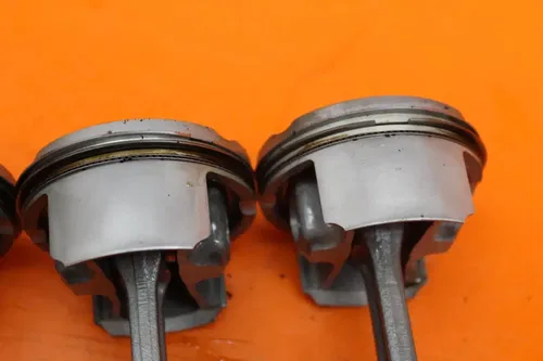 2001-2004 SUZUKI GSXR 1000 OEM ENGINE MOTOR BLOCK PISTONS 12111-40F00-0F0