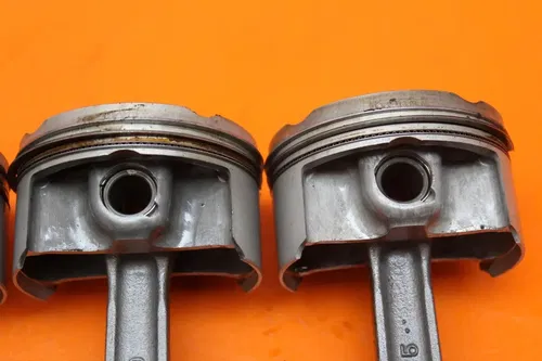 2001-2004 SUZUKI GSXR 1000 OEM ENGINE MOTOR BLOCK PISTONS 12111-40F00-0F0
