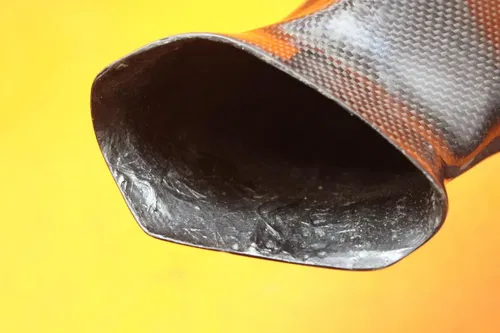 2005 2006 SUZUKI GSXR 1000 CB - CARBON FIBER RIGHT RAM AIR INTAKE DUCT TUBE