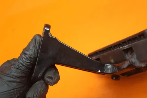 2010 HARLEY-DAVIDSON ELECTRA GLIDE ULTRA CLASSIC FLHTCU OEM REAR BACK PASSENGER