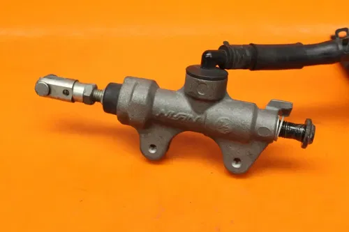 06-20 YAMAHA YZF R6 OEM REAR BACK BRAKE MASTER CYLINDER W RESERVOIR