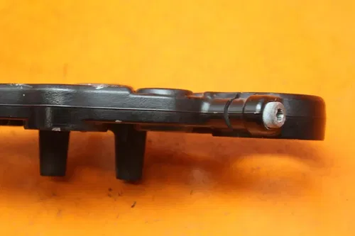 99-07 SUZUKI GSXR1300R BUSA OEM FORKS UPPER TRIPLE TREE CLAMP 51311-24F00