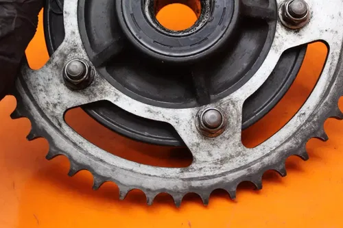 2006-2009 SUZUKI GSXR 750 OEM REAR BACK SPROCKET 64511-39F00