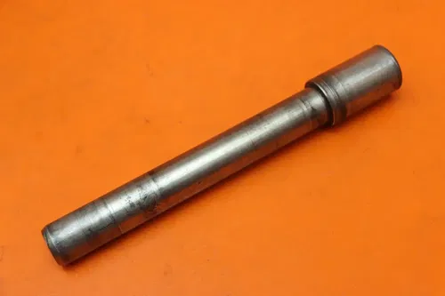 06-09 SUZUKI GSXR 600 750 OEM STRAIGHT FRONT WHEEL RIM AXLE PIVOT BOLT