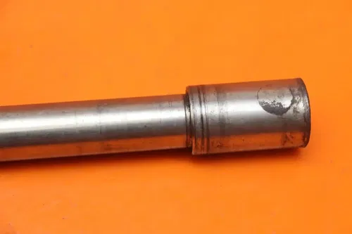 06-09 SUZUKI GSXR 600 750 OEM STRAIGHT FRONT WHEEL RIM AXLE PIVOT BOLT