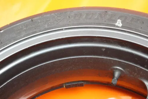 01-03 KAWASAKI NINJA ZX9R OEM STRAIGHT REAR WHEEL BACK RIM W TIRE 41073-1653-DH