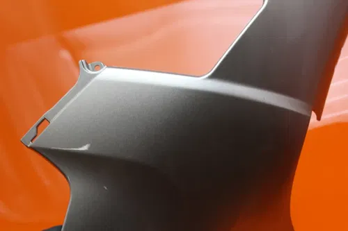 2008-2010 YAMAHA YZF R6 R6R OEM RIGHT LOWER BOTTOM BELLY SIDE FAIRING COWL
