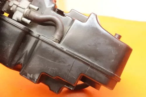 2014-2019 SUZUKI BOULEVARD M109R BOSS OEM AIRBOX AIR INTAKE FILTER BOX