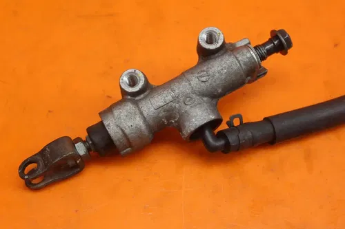 09-11 KAWASAKI NINJA 650R OEM REAR BACK BRAKE MASTER CYLINDER & RESERVOIR TANK
