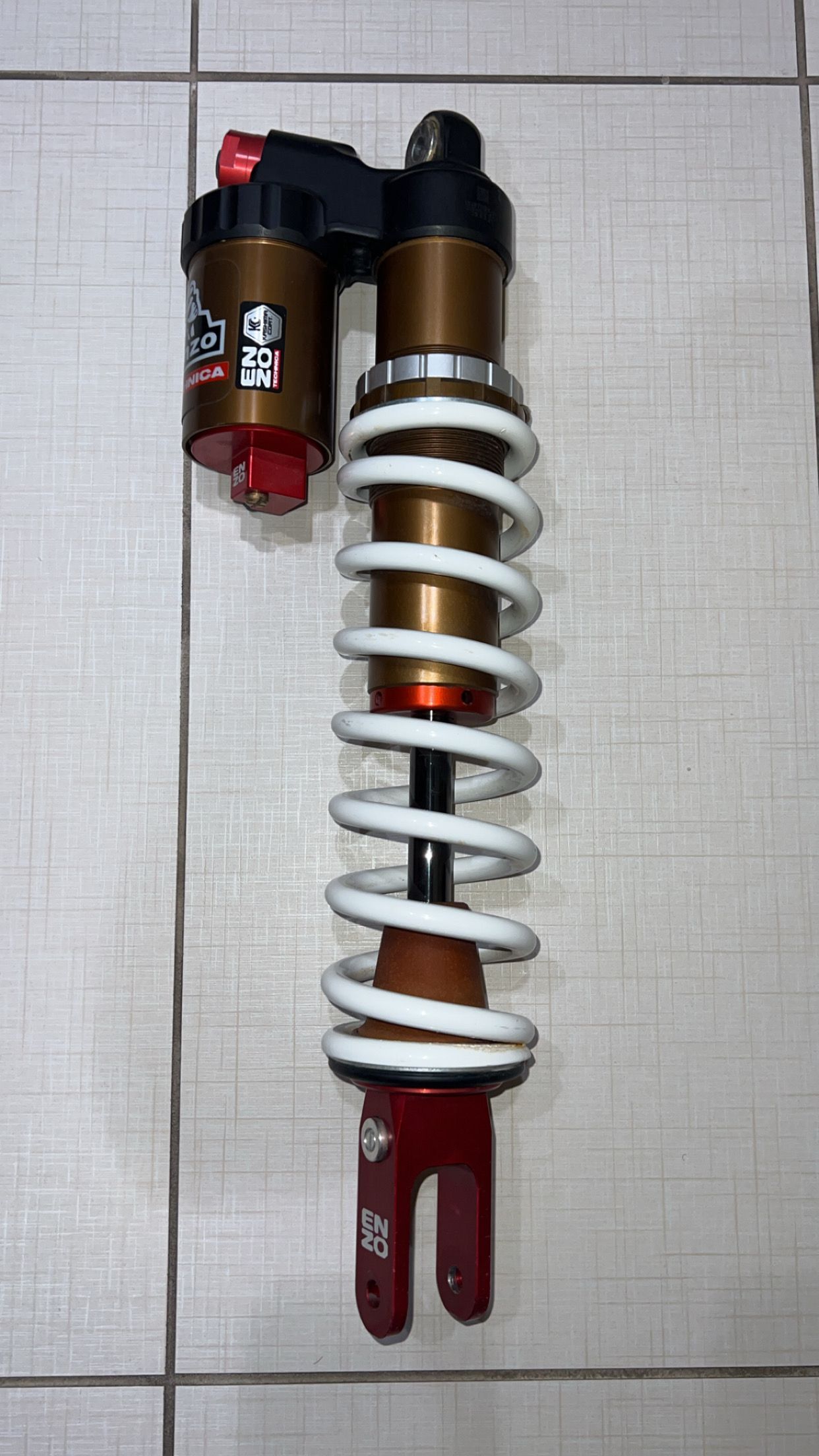 ENZO WP/KYB Conversion Shock 